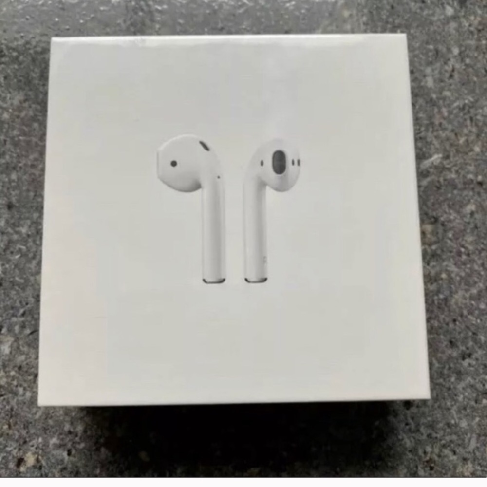 Apple  AirPods
